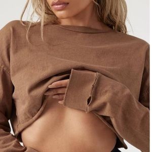 Joah brown distressed cropped top long sleeve